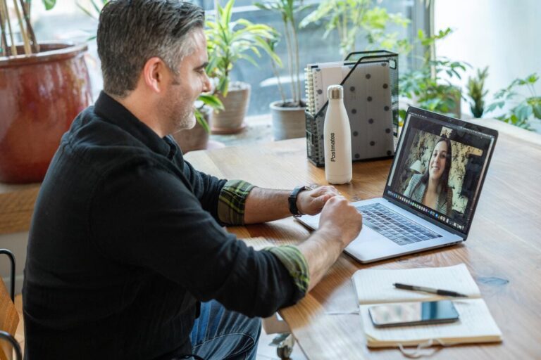How to Increase Agency Sales by Serving Partner Direct Reps