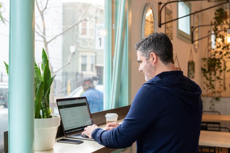 How to Leverage LinkedIn to Market Your Marketing Agency